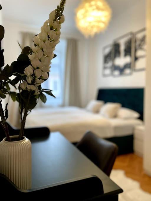 Apartmán Casarina - Stilvoller Altbau In Zentraler Lage Drážďany Exteriér fotografie