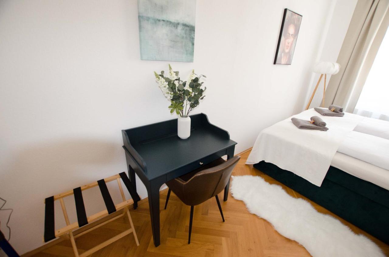 Apartmán Casarina - Stilvoller Altbau In Zentraler Lage Drážďany Exteriér fotografie