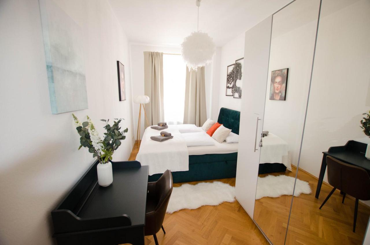 Apartmán Casarina - Stilvoller Altbau In Zentraler Lage Drážďany Exteriér fotografie