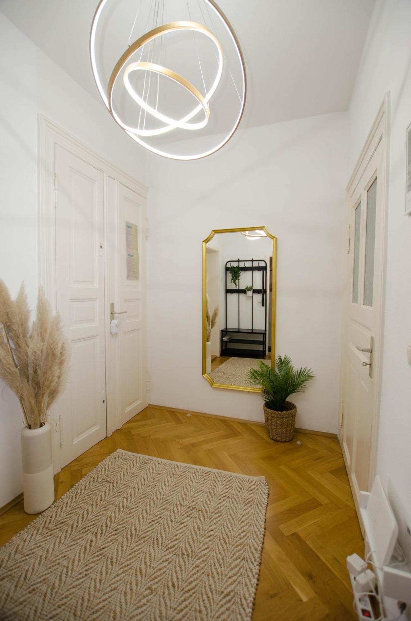 Apartmán Casarina - Stilvoller Altbau In Zentraler Lage Drážďany Exteriér fotografie